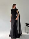 Siyah Bel Volanlı Uzun Pelerin Elbise ELBİSE - Taksim Butik