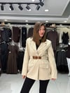 Taş Kemer Detaylı Blazer Ceket