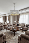 1687 Luxury Avize
