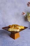 Ligna Melamin Ahşap Rölyefli 22 Cm Piramit Ayaklı Pasta Tabağı, Servis Tabağı, Sunumluk