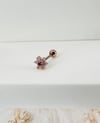Rose Zirkon Taşlı Uç Kısmı : Pirinç Kıkırdak Bar Uzunluğu : 6 Mm / Bar Kalınlığı 0.8 Mm / Top Boyu 3 Mm - Pt0004-2