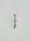 Yaprak Detaylı Sallantılı Göbek Piercing - Pg0111