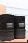 UGG CLASSİC ULTRA MİNİ SİYAH