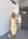 Aksesuar Detaylı Kolsuz Mini Elbise-Sarı