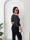 Büzgü Detaylı Puantiyeli Açık Yaka Bluz-Siyah