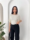 Büzgü Detaylı Puantiyeli Açık Yaka Bluz-Beyaz