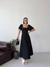 Kare Yaka Kol Volanlı Midi Elbise-Siyah