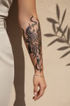 Mistik Güneş ve Üçüncü Göz Temalı Sanatsal Tattoo - Yarı Kalıcı / 1 Ay Kalıcı