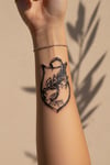 Scorpio Akrep Burcu ve Kalkan Figürlü Dövme - Yarı Kalıcı / 1 Ay Kalıcı Tattoo