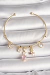 Pirinç Gold Renk Sallantı Zirkon Taşlı Kalp Figür Pembe Kalp Detay Charm Kadın Bileklik