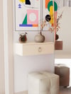 Vizon Rengi Duvara Monte Dresuar | Halka Kulplu Tek Kapaklı %100 MDF Konsol (60cm) | Şık ve Modern Dekoratif Raf (VST07)