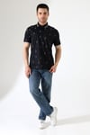 Erkek Yakası Çıt Çıt ve Fermuar Detaylı, Desenli Polo Yaka T-shirt