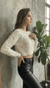 Kadın Açık Dikiş Örgü Model Uzun Kollu Standart Beden Ajurlu Crop Triko Kazak 4828