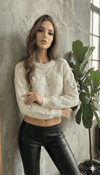 Kadın Açık Dikiş Örgü Model Uzun Kollu Standart Beden Ajurlu Crop Triko Kazak 4828