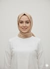 Kadın Bisiklet Yaka Çiçek Nakışlı ve Yırtmaç Detaylı Sweatshirt, Lastik Bel Etek Tesettür Takım
