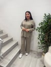 BEYAZ DİKİŞLİ EŞOFMAN TAKIMI