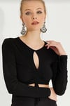 AMISU ORJ SİYAH DEKOLTE BÜZGÜLÜ MEVSİMLİK CROP BODY