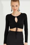 AMISU ORJ SİYAH DEKOLTE BÜZGÜLÜ MEVSİMLİK CROP BODY