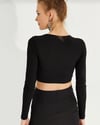 AMISU ORJ SİYAH DEKOLTE BÜZGÜLÜ MEVSİMLİK CROP BODY