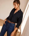 MINT VELVET ORJ LARCİVERT V YAKALI DÜĞMESİZ OVERSIZE BLUZ