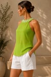 YEŞİL HALTER YAKA FLOŞ VİSCON BLUZ
