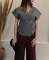 GRİ KLASİK CROP YELEK