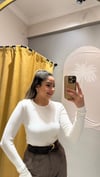 BEYAZ DÜĞMELİ BLUZ 