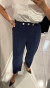 DÜĞME DETAYLI LACİ KETEN PANTOLON
