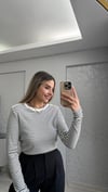 DÜĞMELİ ÇİZGİLİ BLUZ 
