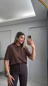 KAHVE DÜĞMELİ TRİKO 