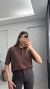 KAHVE DÜĞMELİ TRİKO 