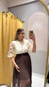 KREM KOLLARI TÜL DETAYLI TRİKO 