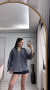 LACİVERT ÇİZGİLİ GÖMLEK