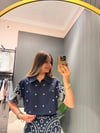 LACİVERT İŞLEMELİ GÖMLEK