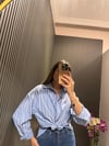 MAVİ ÇİZGİLİ GÖMLEK