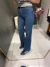 PAÇALARI KESİKLİ JEAN 