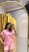 PEMBE T-SHİRT 