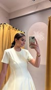 SARI ELBİSE 