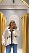 ŞERİTLİ KREM HIRKA 