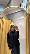 SİYAH FLARLI TRİKO KAZAK