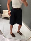 SİYAH KETEN ŞORT 