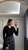 SİYAH PARMAK GEÇMELİ BLUZ