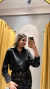 SİYAH SATEN GÖMLEK 
