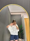 YARASA KOL GÜPÜRLÜ BLUZ 