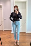 MAVİ TAŞLAMALI KESİK PAÇA BOYFİT JEAN
