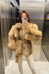 PREMİUM CAMEL KAHVE GEÇİŞLİ KUŞAKLI KÜRK