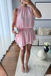 VOLANLI PEMBE ELBİSE