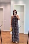 YANLARI YIRTMAÇ DETAYLI MUADİL ELBİSE