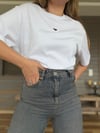 Arka Cep Metal Logo Detaylı Jean Pantolon