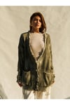 cift-renkli-oversize-dugmeli-triko-hir-29c6c2.jpg